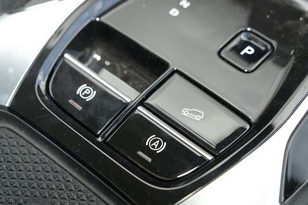 2025 MG HS Hybrid+ Essence AS33H