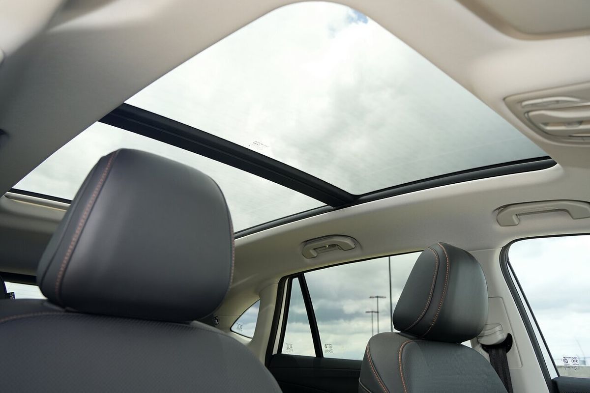 2025 MG HS Hybrid+ Essence AS33H