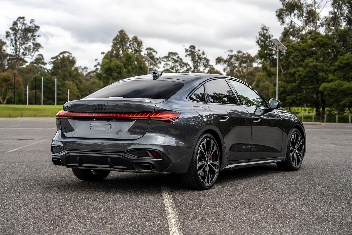 2025 Audi A5 e-hybrid S-Line B10