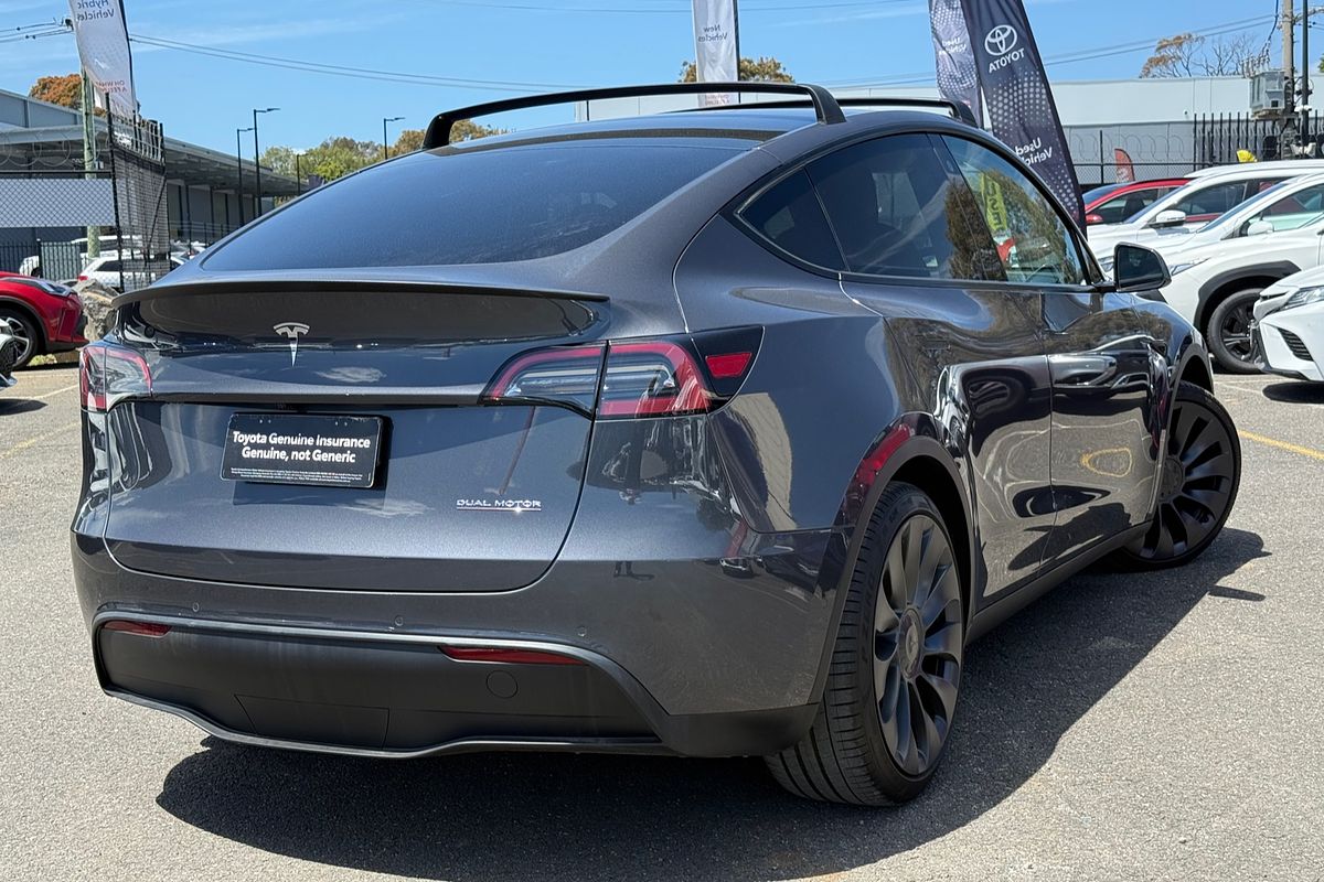 2023 Tesla Model Y Performance