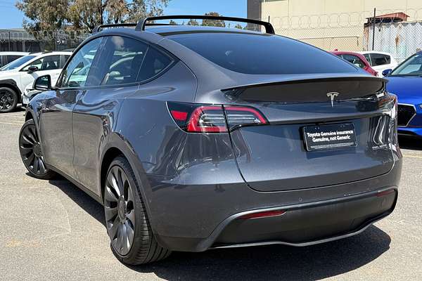 2023 Tesla Model Y Performance