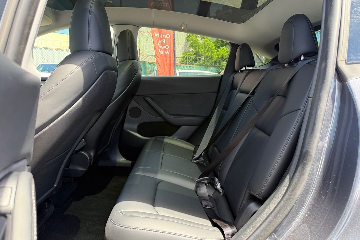 2023 Tesla Model Y Performance