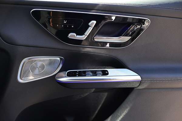 2025 Mercedes-Benz GLC-Class GLC300 X254