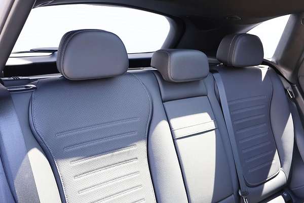 2025 Mercedes-Benz GLC-Class GLC300 X254