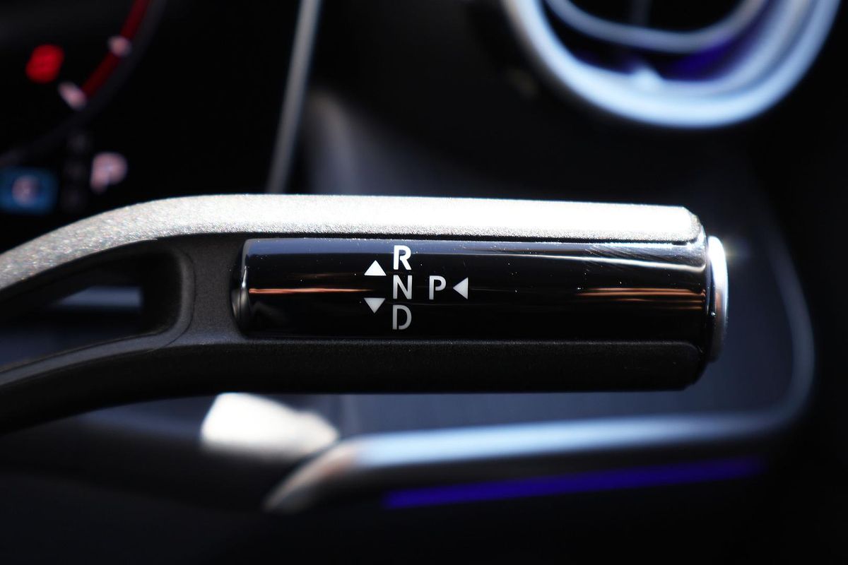 2025 Mercedes-Benz GLC-Class GLC300 X254