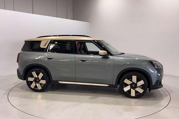 2025 MINI Countryman S Classic U25
