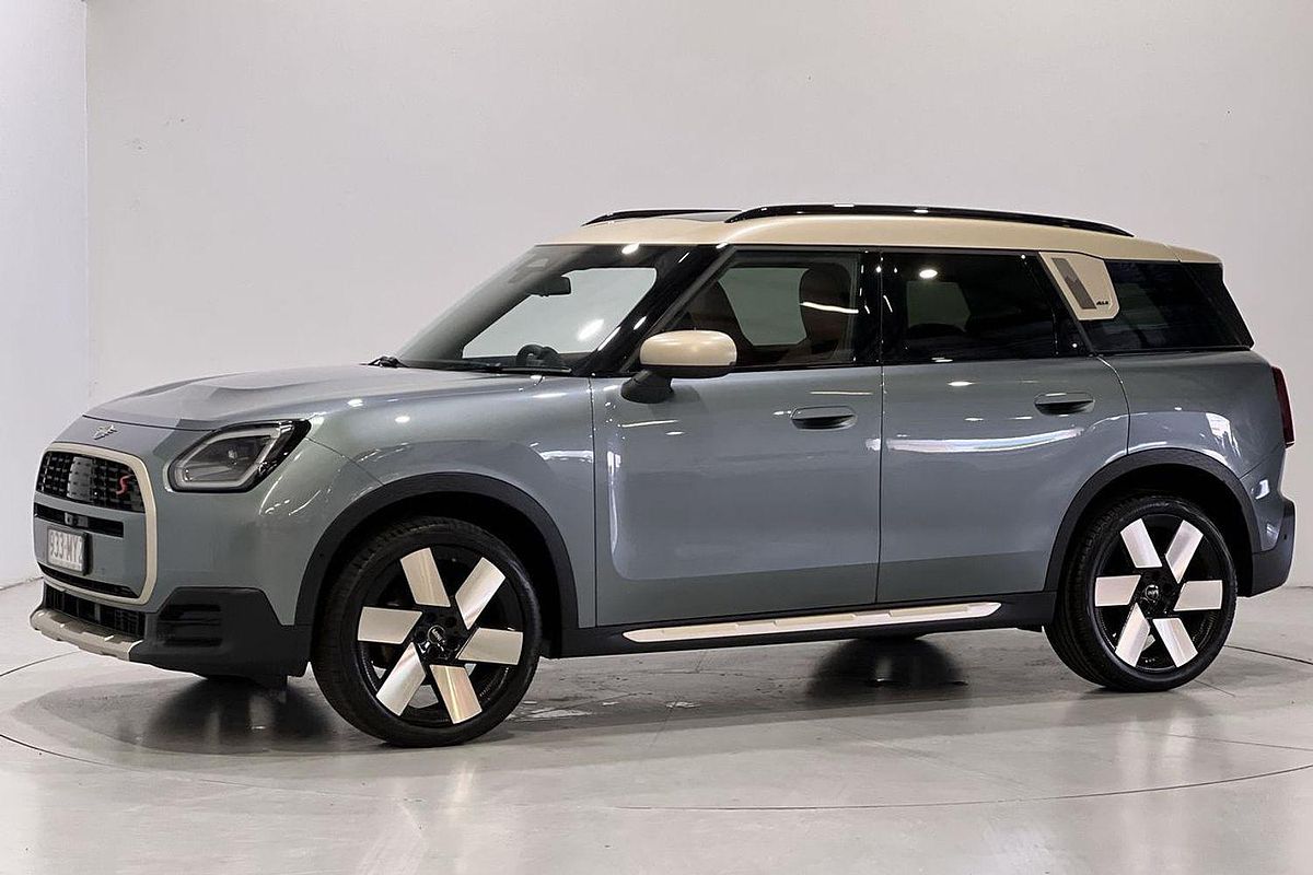 2025 MINI Countryman S Classic U25