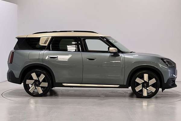 2025 MINI Countryman S Classic U25