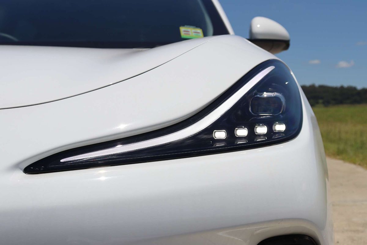 2025 MG IM6 Performance S12L