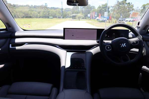 2025 MG IM6 Performance S12L