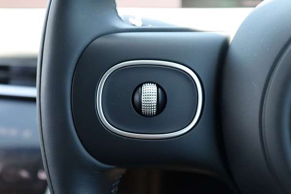 2025 MG IM6 Performance S12L