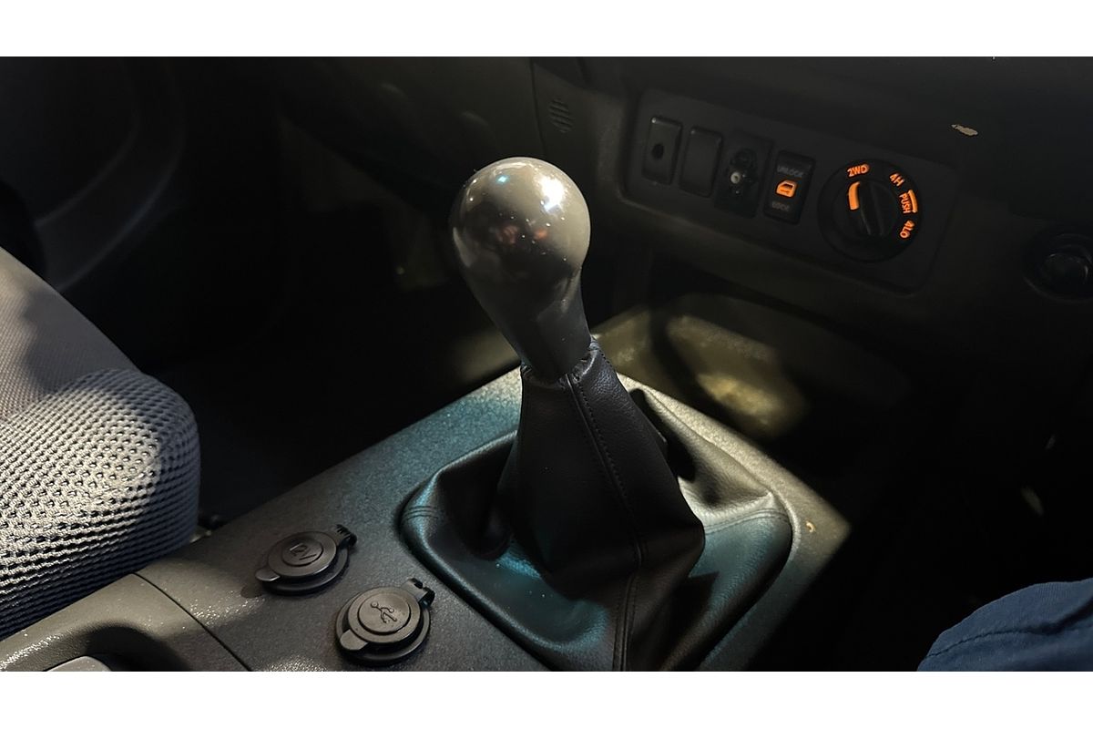 2009 Nissan Navara ST-X D40 4X4