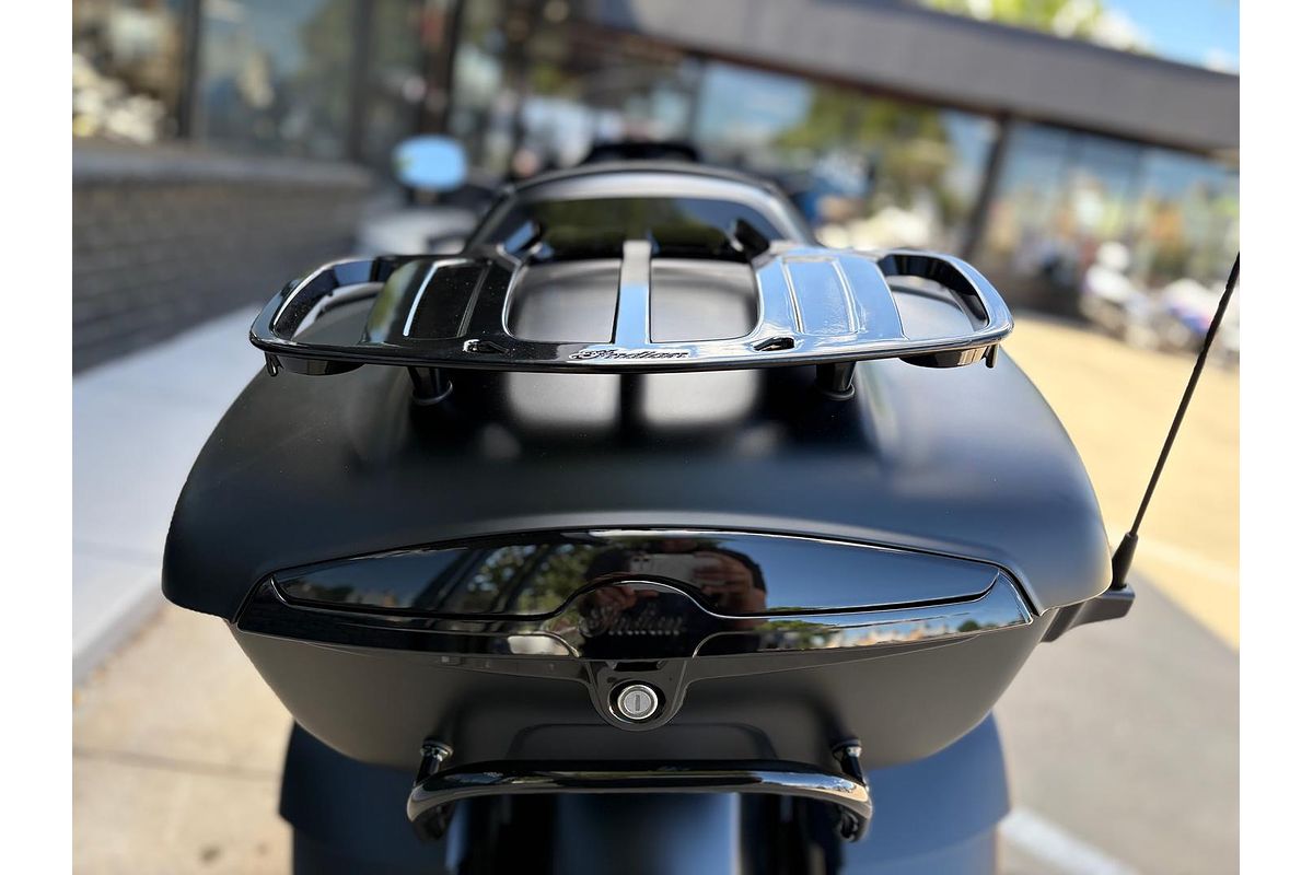 2025 Indian Pursuit Dark Horse 112 Pursuit