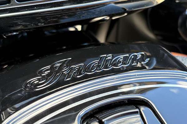 2025 Indian Pursuit Dark Horse 112 Pursuit