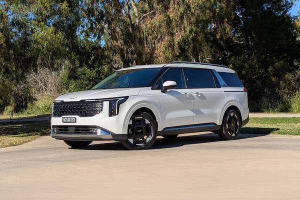 2024 Kia Carnival GT-Line KA4 PE