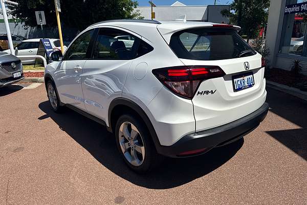 2017 Honda HR-V VTi-S