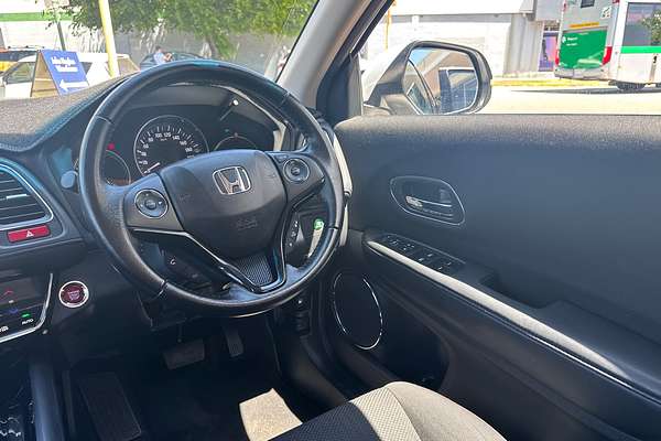 2017 Honda HR-V VTi-S