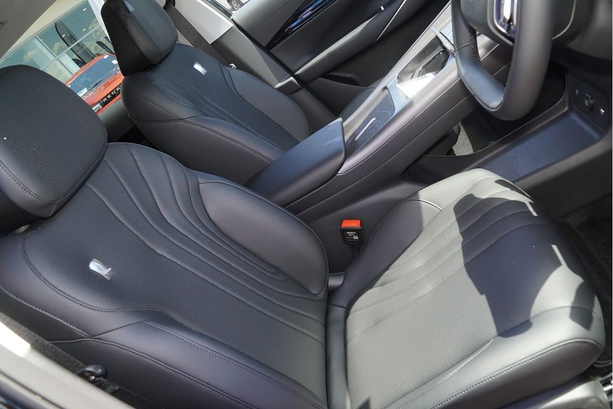 2025 Geely Starray EM-i Inspire P145