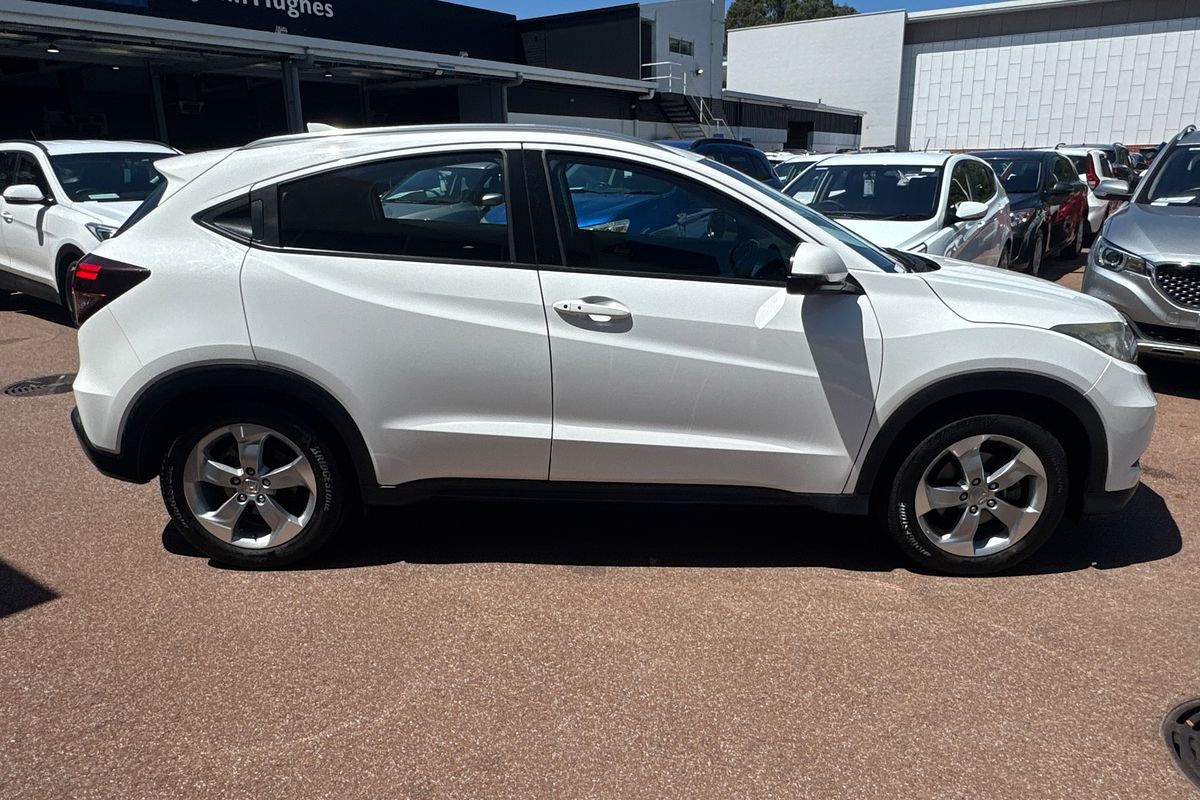 2017 Honda HR-V VTi-S