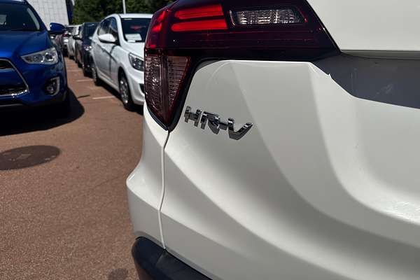 2017 Honda HR-V VTi-S