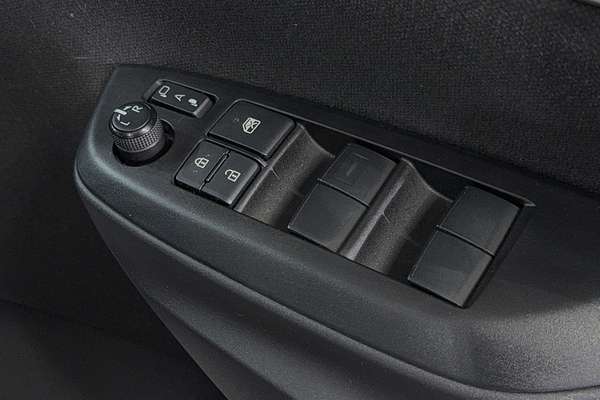 2020 Toyota Yaris Cross Urban MXPB10R