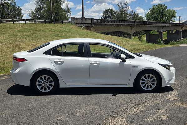 2021 Toyota Corolla Ascent Sport Hybrid ZWE211R