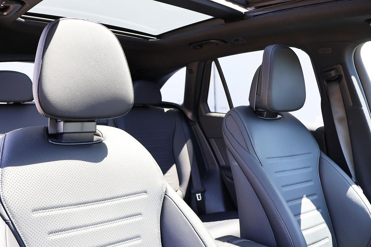 2025 Mercedes-Benz GLC-Class GLC300 X254