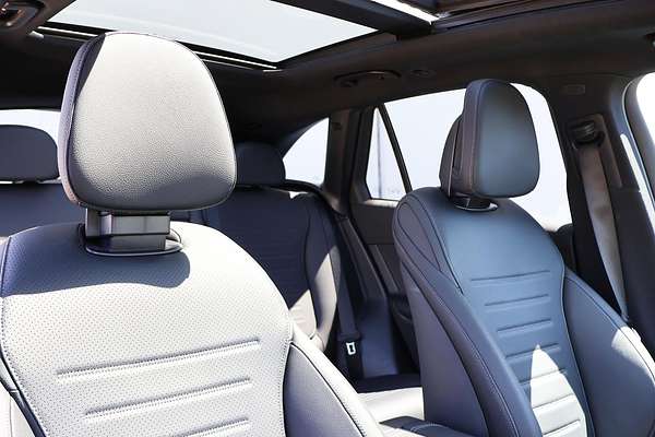 2025 Mercedes-Benz GLC-Class GLC300 X254