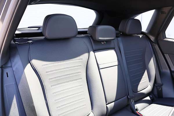 2025 Mercedes-Benz GLC-Class GLC300 X254