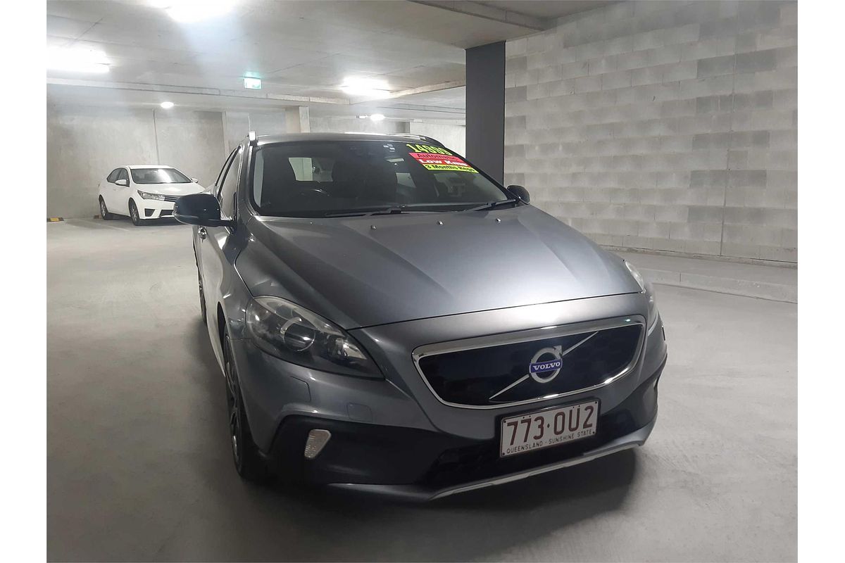 2014 Volvo V40 T5 CROSS COUNTRY M