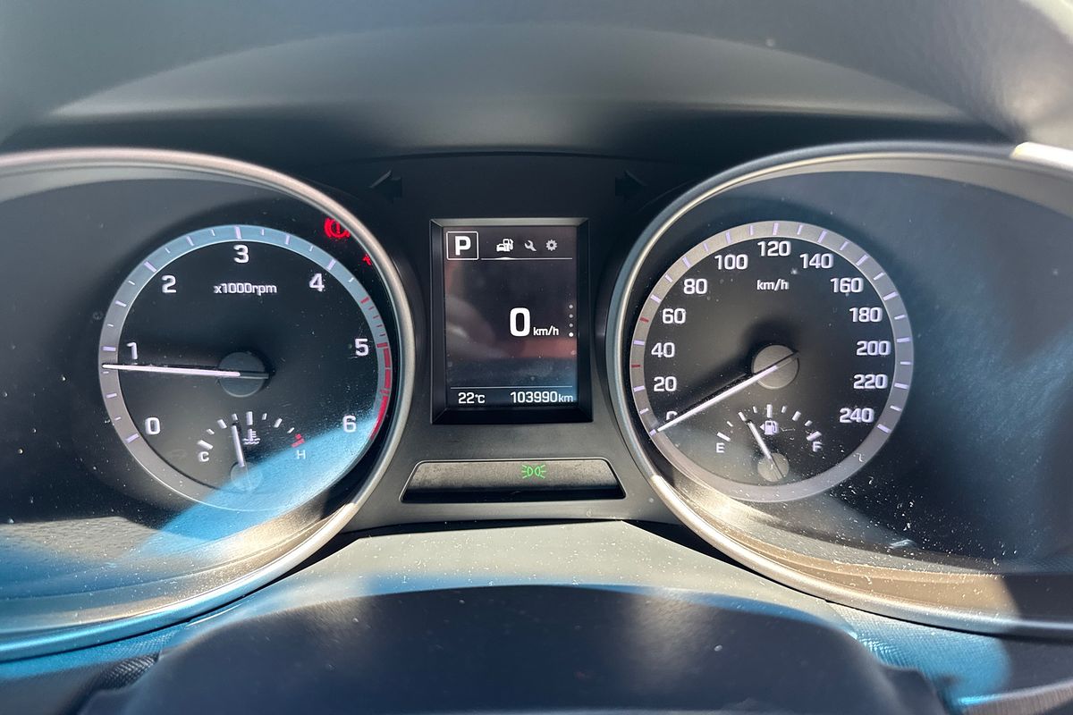 2017 Hyundai Santa Fe Active DM3 Series II