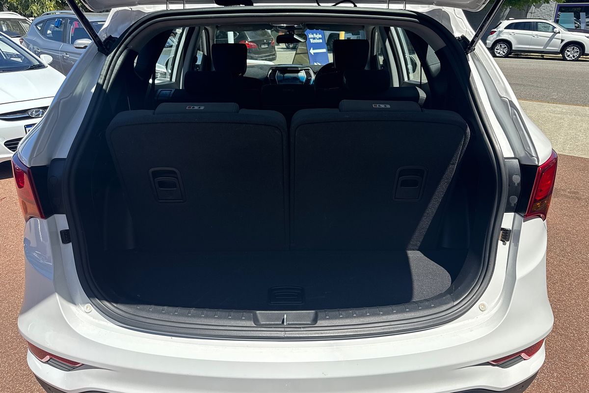 2017 Hyundai Santa Fe Active DM3 Series II