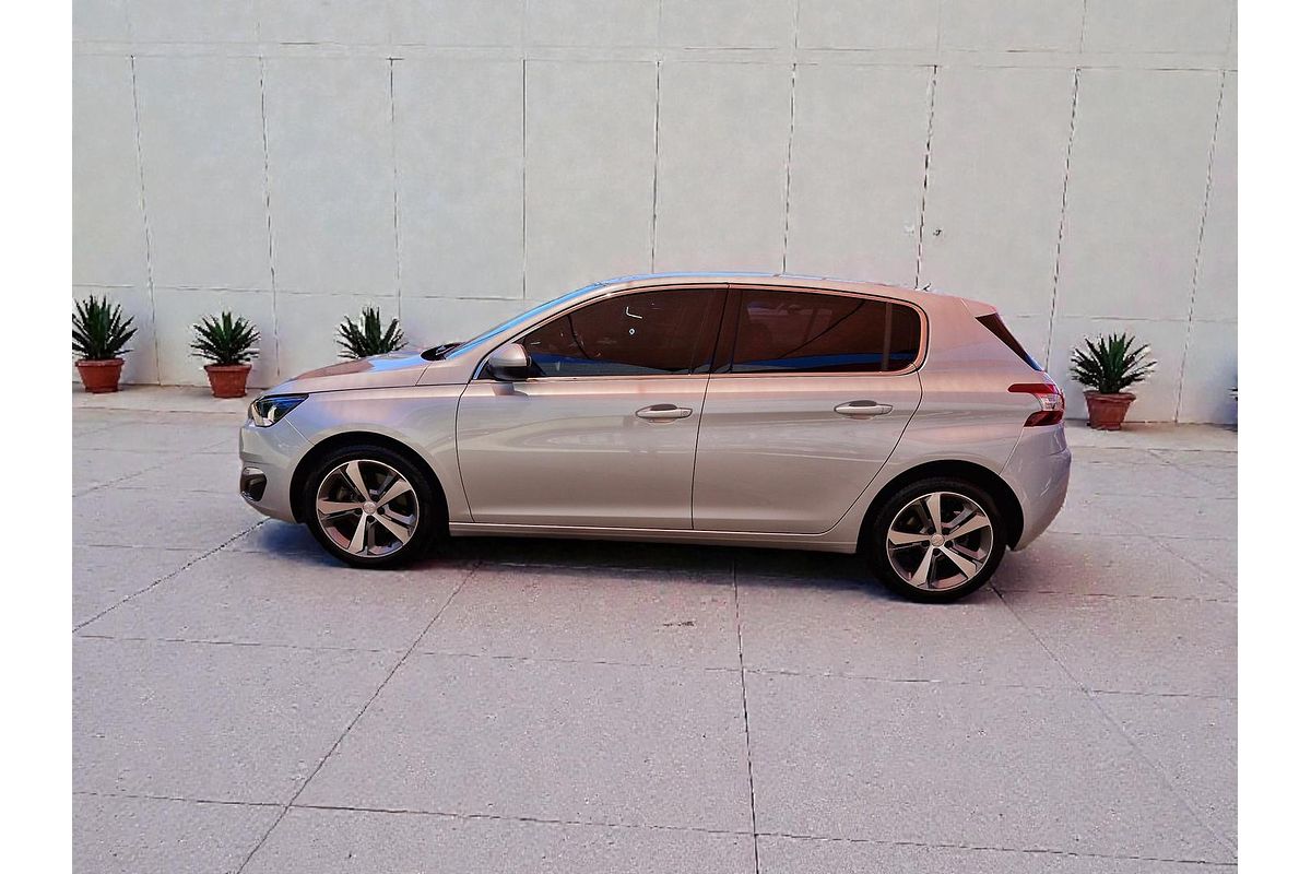 2015 Peugeot 308 Allure T9
