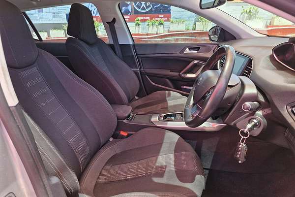 2015 Peugeot 308 Allure T9