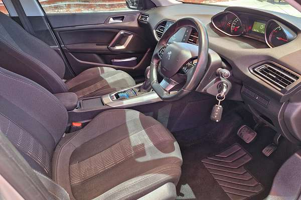 2015 Peugeot 308 Allure T9