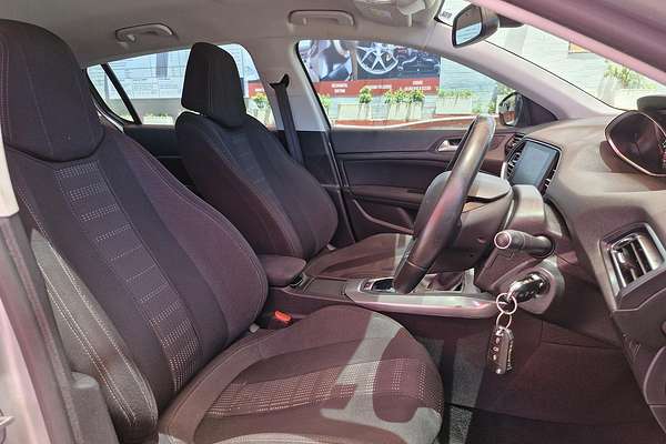 2015 Peugeot 308 Allure T9