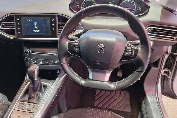 2015 Peugeot 308 Allure T9