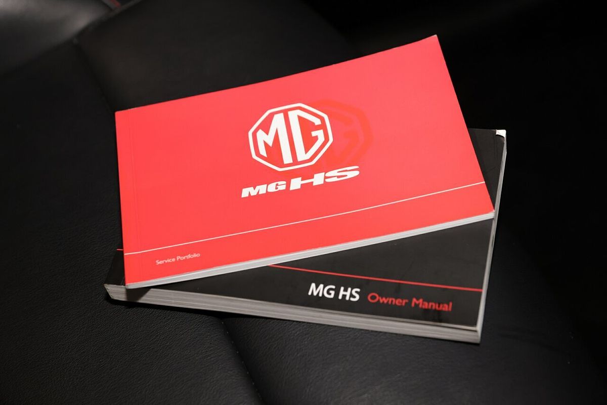 2024 MG HS Vibe SAS23