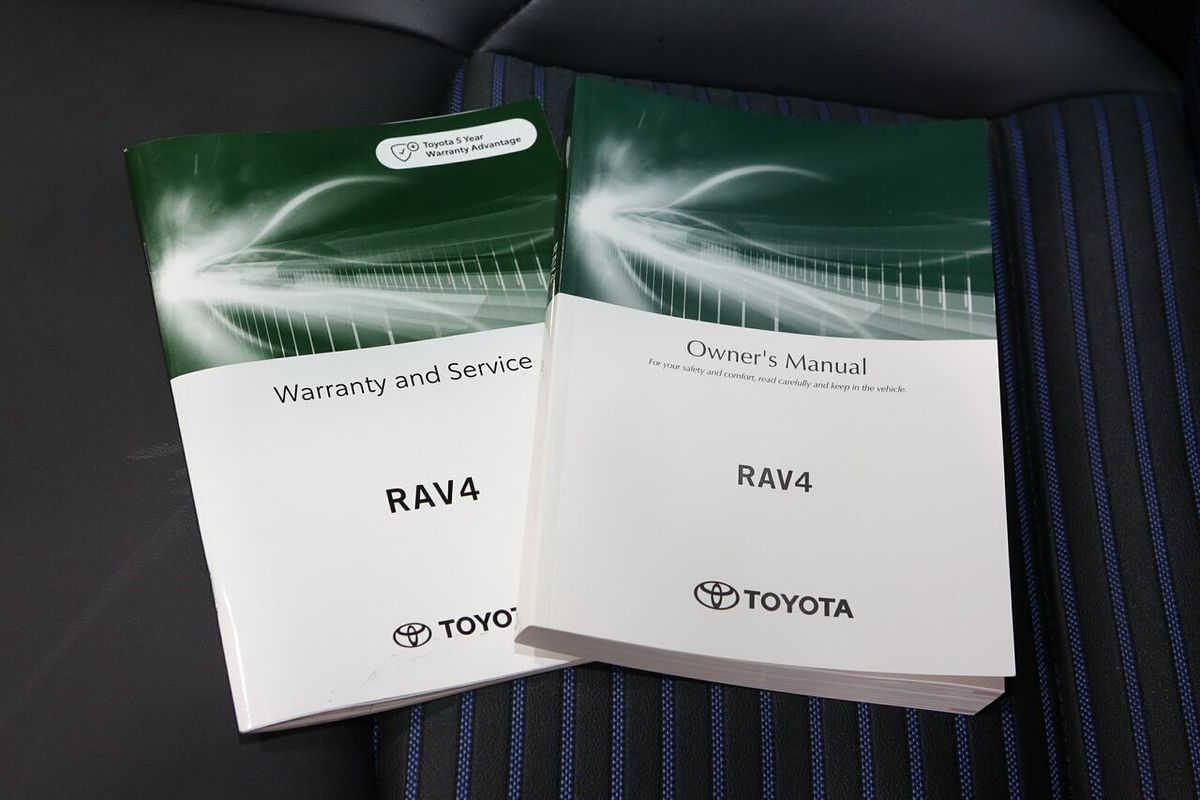 2024 Toyota RAV4 XSE AXAH52R