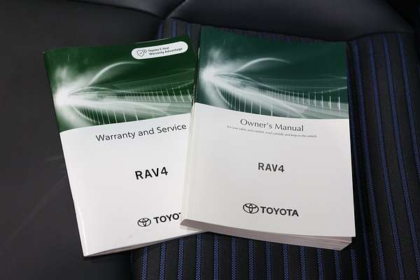 2024 Toyota RAV4 XSE AXAH52R