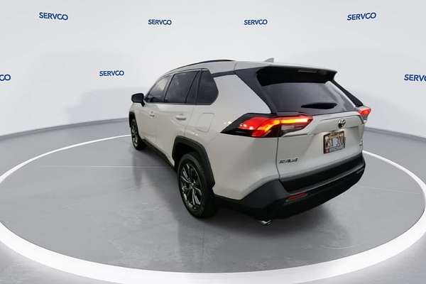 2022 Toyota RAV4 Hybrid XLE Premium