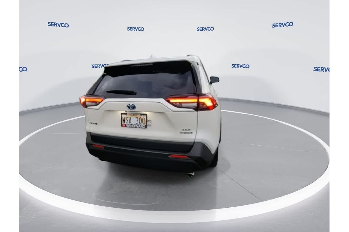 2022 Toyota RAV4 Hybrid XLE Premium