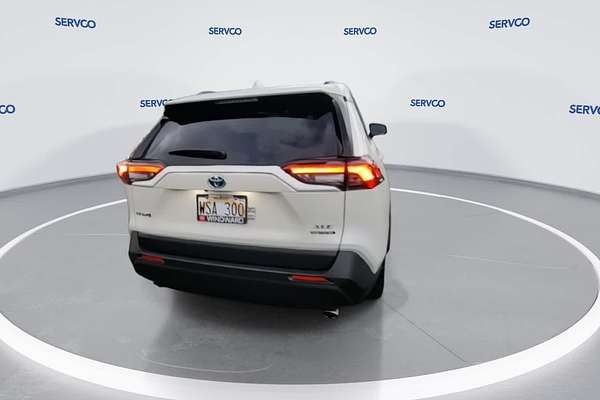 2022 Toyota RAV4 Hybrid XLE Premium