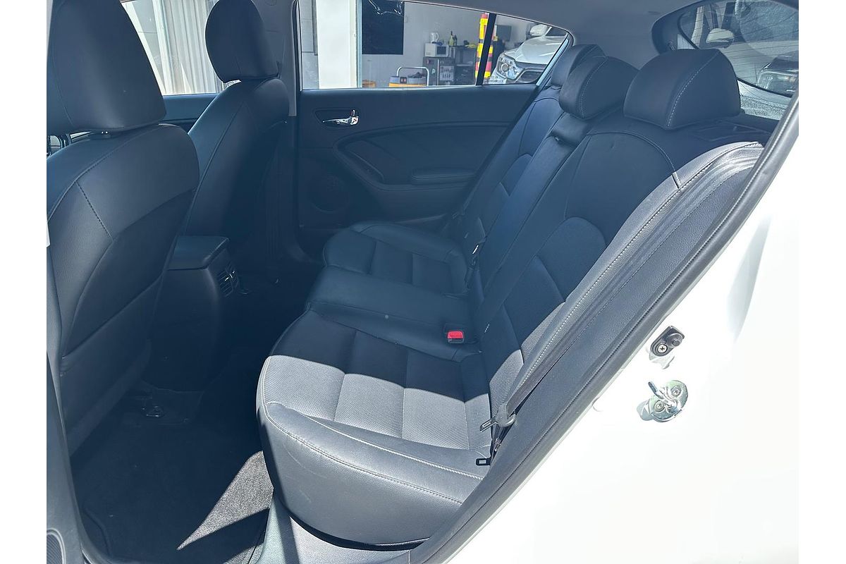 2017 Kia Cerato Si YD