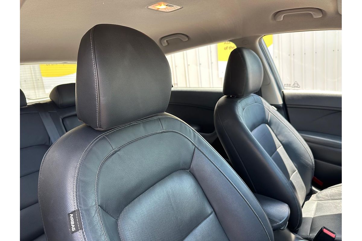 2017 Kia Cerato Si YD