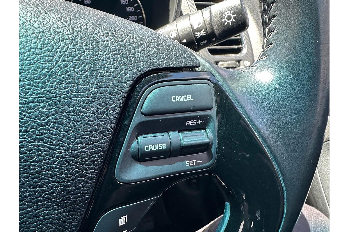 2017 Kia Cerato Si YD