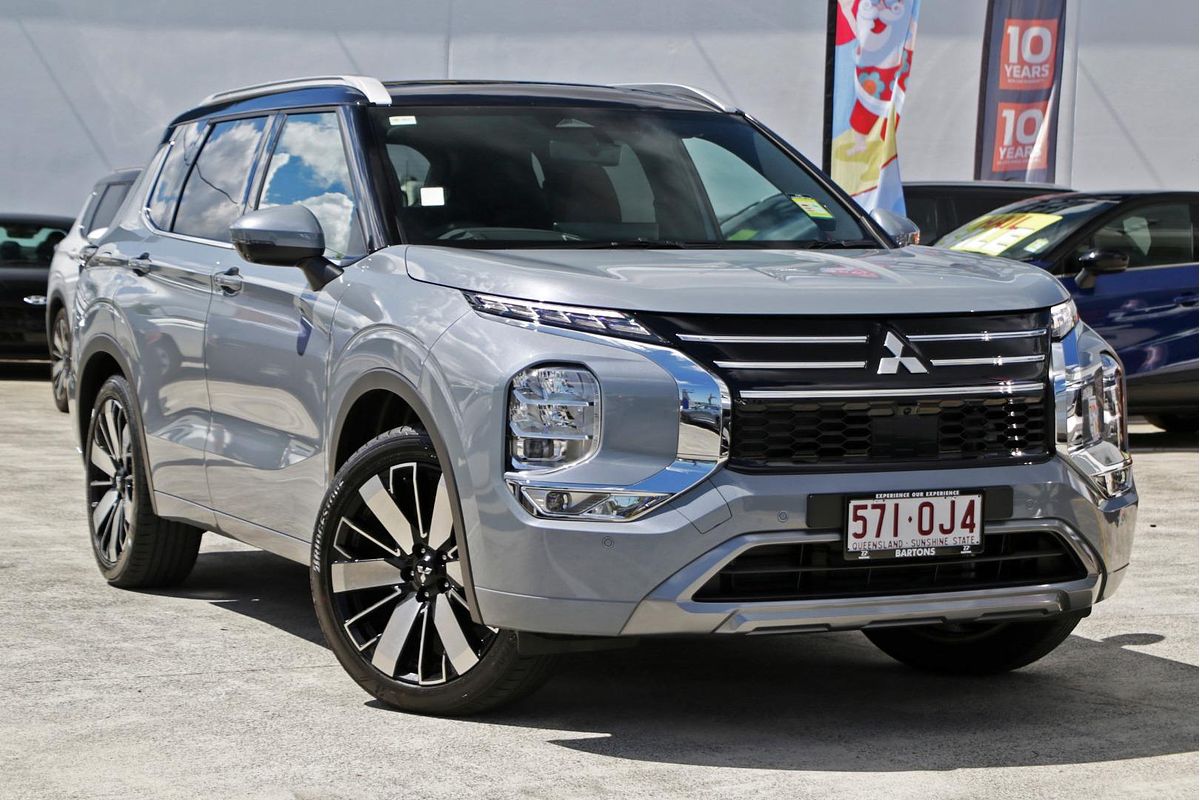 2025 Mitsubishi Outlander Exceed Tourer ZM