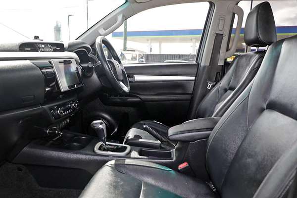 2016 Toyota Hilux SR5 GUN126R 4X4