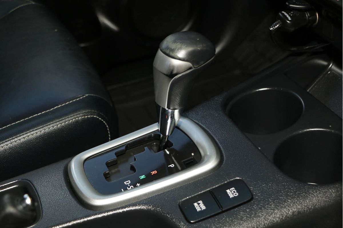 2016 Toyota Hilux SR5 GUN126R 4X4