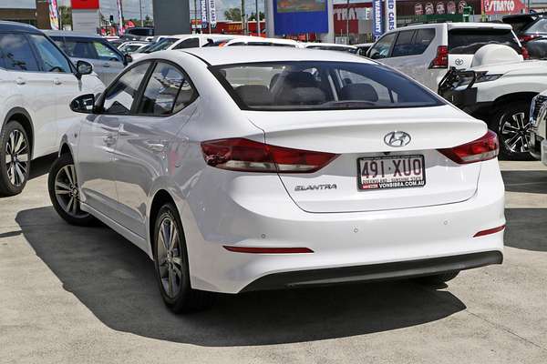 2017 Hyundai Elantra Active AD